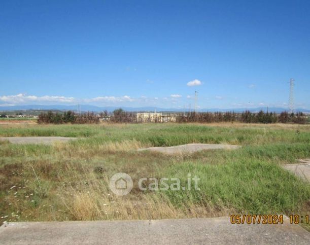 Terreno agricolo in commerciale in Via dei Delfini