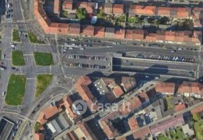 Ufficio in commerciale in Corso Grosseto