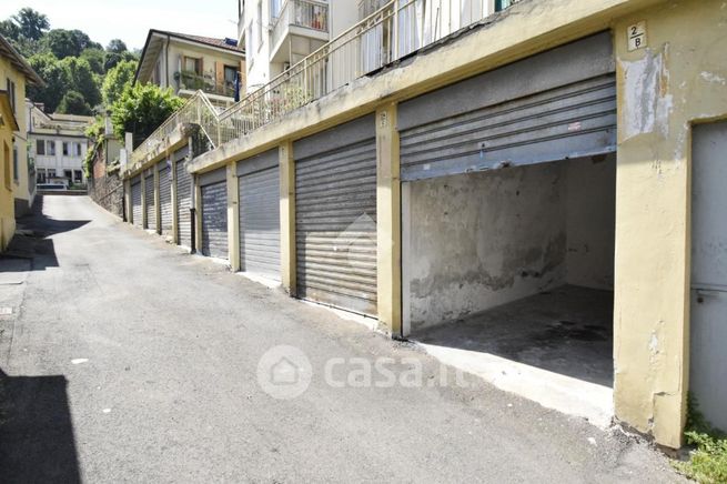Box/posto auto in residenziale in Via Albugnano