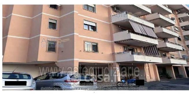 Appartamento in residenziale in Via della Quercia 9