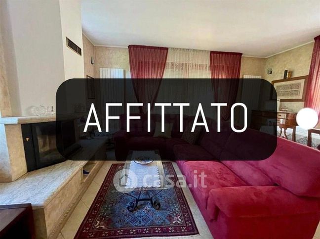 Appartamento in residenziale in Via Campirolo 27