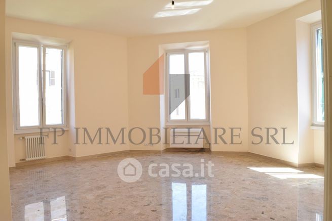 Appartamento in residenziale in Via Vespasiano