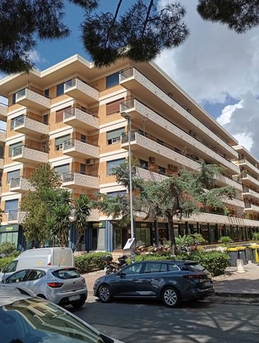 Appartamento in residenziale in Viale Regina Margherita