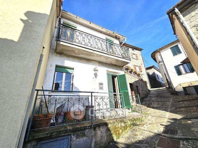 Casa indipendente in residenziale in Via per Montagnana 124