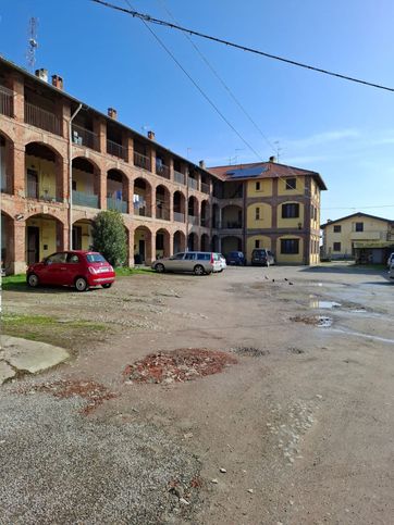 Rustico/casale in residenziale in Cascina Rossino