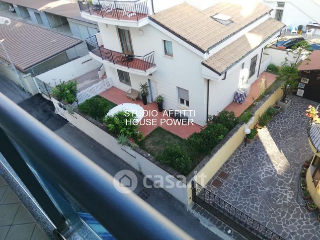 Appartamento in residenziale in Via Genova