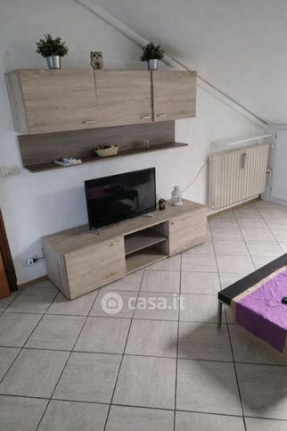 Appartamento in residenziale in Via santulini