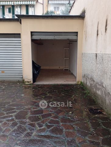 Box/posto auto in residenziale in Piazza Giampietro Vieusseux