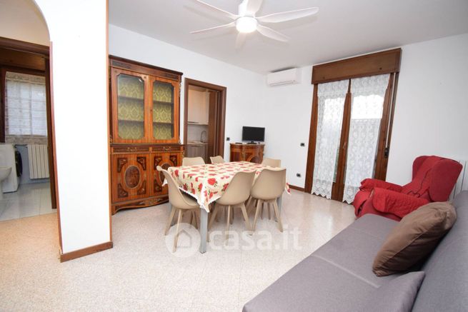 Appartamento in residenziale in Via Patrioti