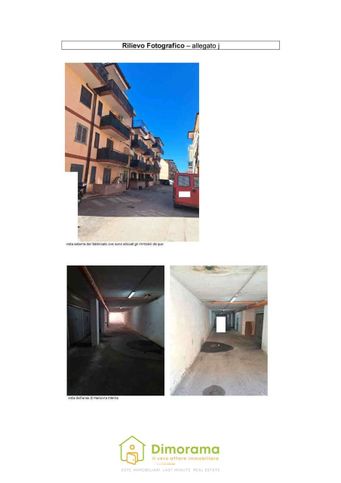 Box/posto auto in residenziale in Via Luigi Perosi 1