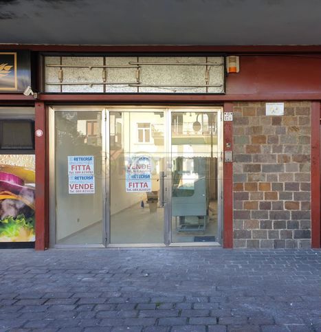 Negozio/locale commerciale in commerciale in