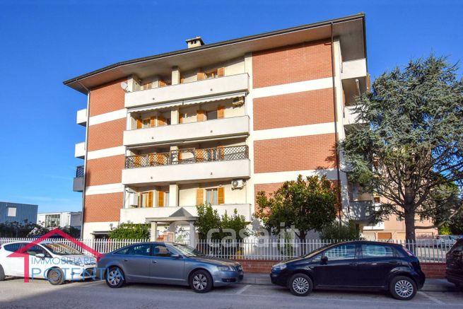 Appartamento in residenziale in Via Lombardia 117