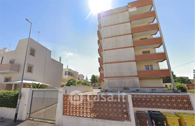 Box/posto auto in residenziale in Via Imperia