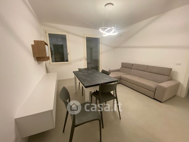 Appartamento in residenziale in Via Montello