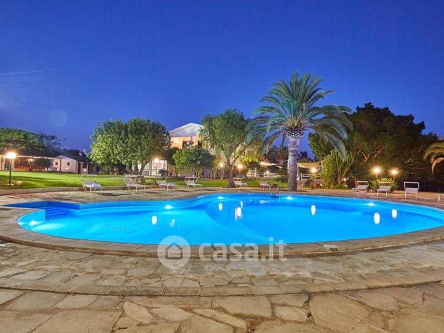 Villa in residenziale in Strada Provinciale 66