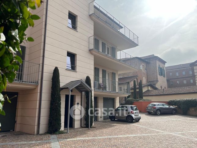 Appartamento in residenziale in Via Albussano 30