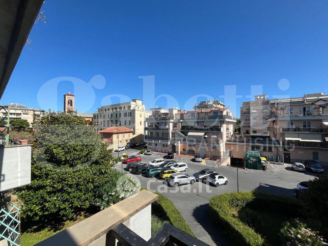 Appartamento in residenziale in Via XXV Aprile