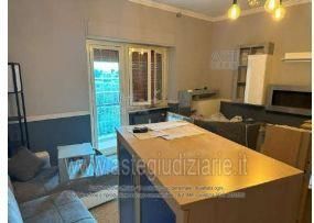 Appartamento in residenziale in Via Giosué Carducci 52