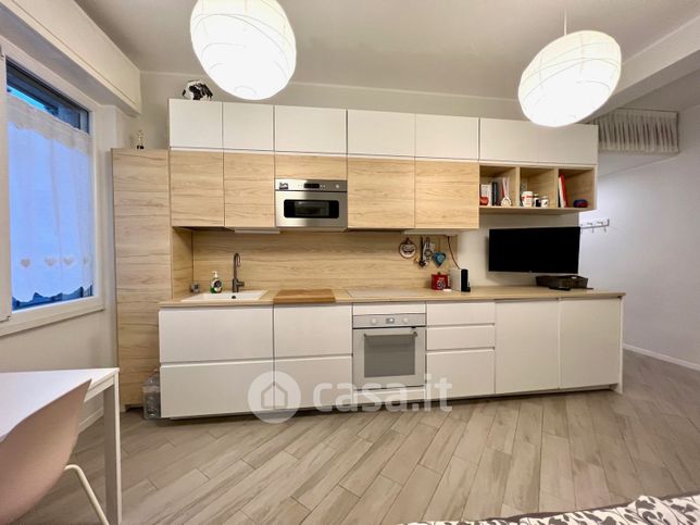 Appartamento in residenziale in Via Giuseppe Pecchio 1