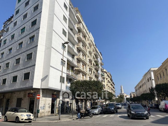 Appartamento in residenziale in Via GiosuÃ¨ Carducci 5