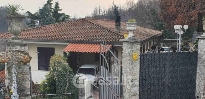 Appartamento in residenziale in Via della valle 28