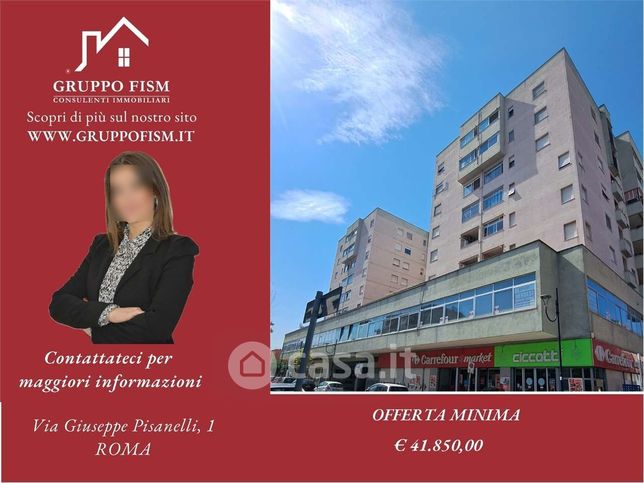 Ufficio in commerciale in Via degli Oleandri 94
