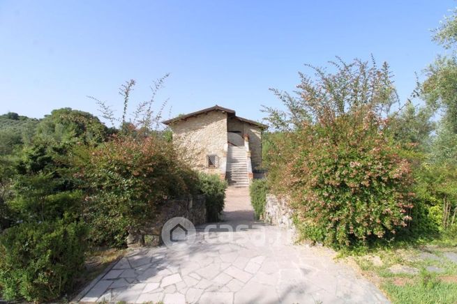 Appartamento in residenziale in Via Curio Vecchio 23