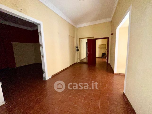 Ufficio in commerciale in Via Silvio Bonfante