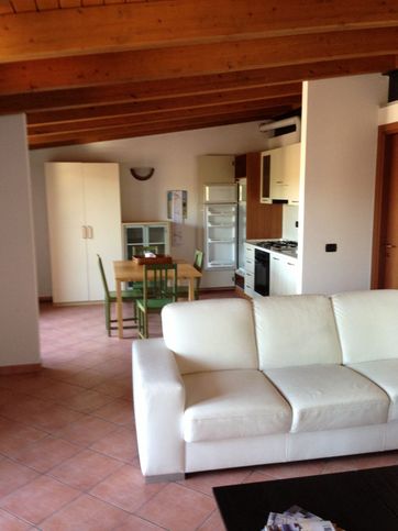 Appartamento in residenziale in Via Montello