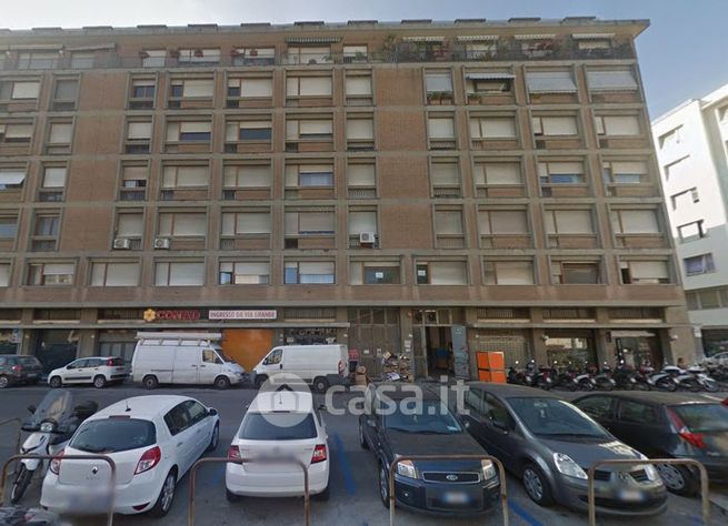 Ufficio in commerciale in Via Fiume 75