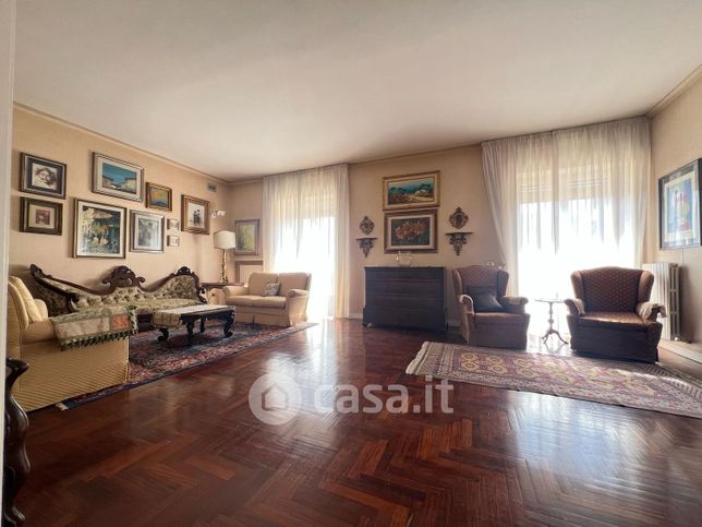 Appartamento in residenziale in Via Capitano Ritucci 33