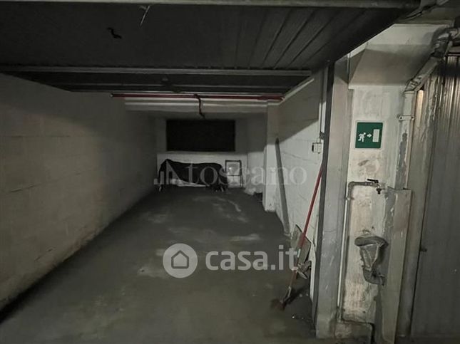 Box/posto auto in residenziale in Via Allumiere