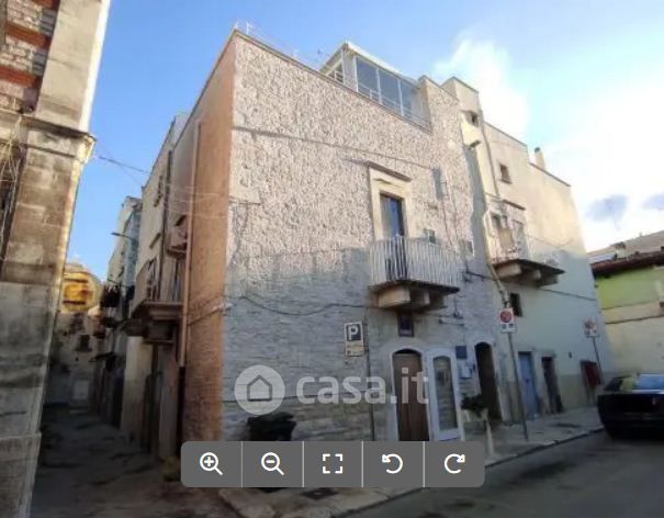 Appartamento in residenziale in Via Ugo Foscolo 24