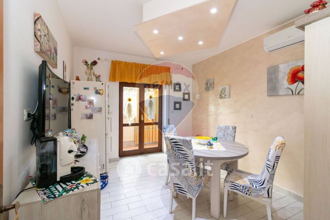 Appartamento in residenziale in Via Santa Maria del Sangue 80