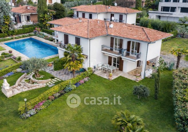 Villetta a schiera in residenziale in Via Colombara Ruffoni