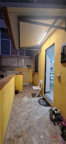 Casa bi/trifamiliare in residenziale in 
