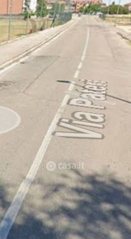 Box/posto auto in residenziale in Via Pateri