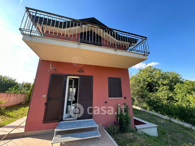 Villa in residenziale in Contrada Ortara