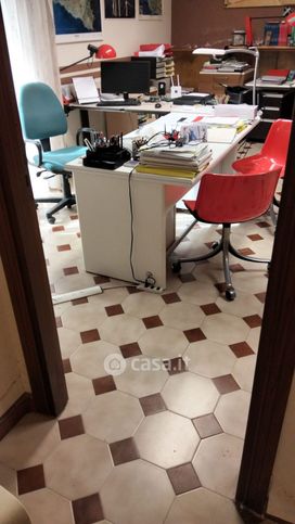 Ufficio in commerciale in Via Ribera