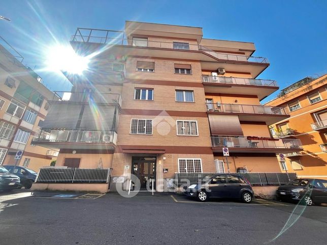 Appartamento in residenziale in Via Gregorio XIII 85