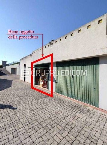 Box/posto auto in residenziale in Via Gaetano Donizetti