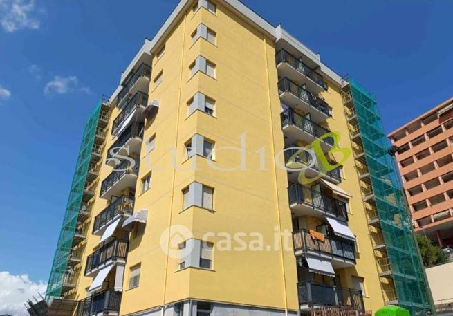 Appartamento in residenziale in Via Garibbe 9