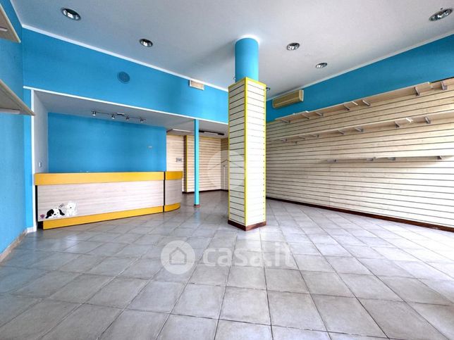 Box/posto auto in residenziale in Via Amedeo II