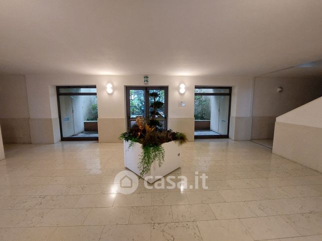 Appartamento in residenziale in Via dell'Angelo Custode 88
