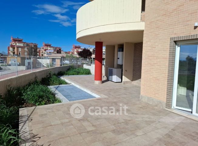 Appartamento in residenziale in Via di Colle Fiorito