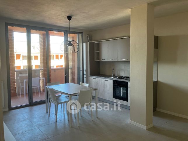 Appartamento in residenziale in Via C. Aroldi 44