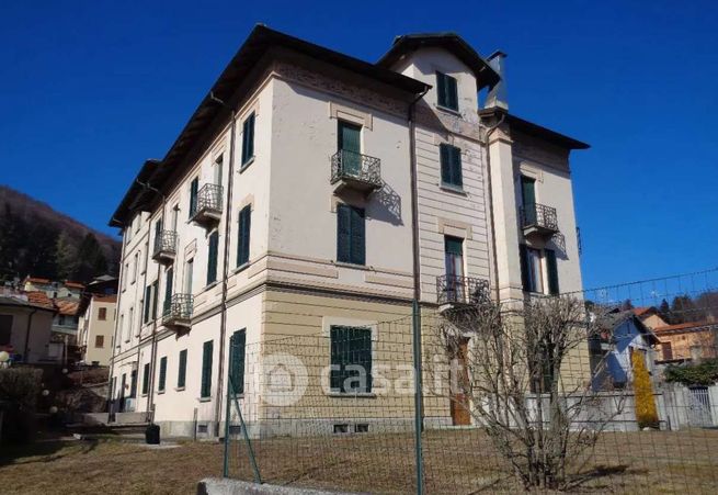 Appartamento in residenziale in Via Casari 2