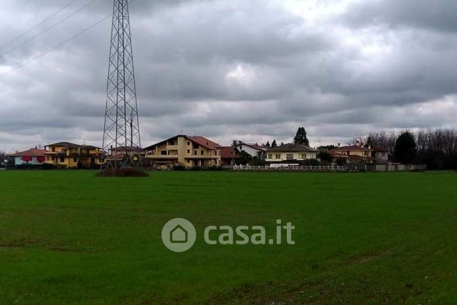 Terreno agricolo in commerciale in Via Dairago