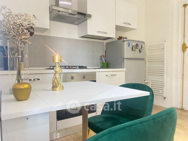Appartamento in residenziale in Via Partenio 30