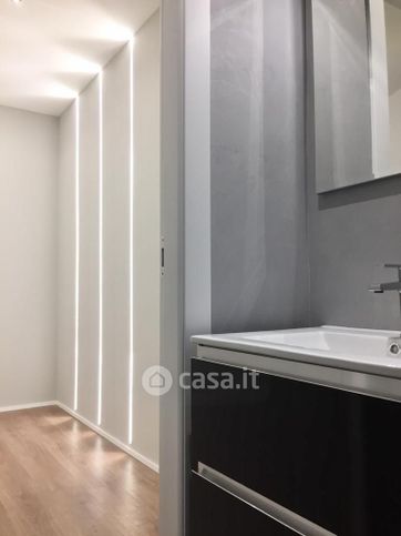 Appartamento in residenziale in Via Giovanni Pezzotti